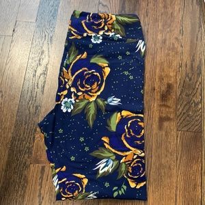 Lularoe Beauty and the Beast Roses leggings
